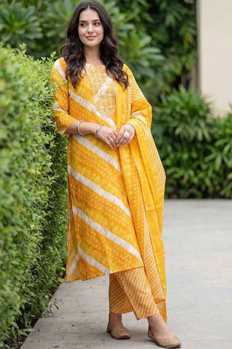 women leheriya dyed regular kurta with trousers & with dupatta