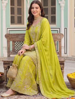 women ethnic motifs embroidered regular mirror work kurta with sharara & with dupatta 1