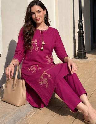 women ethnic motifs printed regular cotton kurta with trousers 1