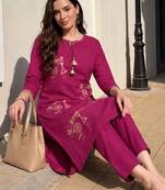 women ethnic motifs printed regular cotton kurta with trousers