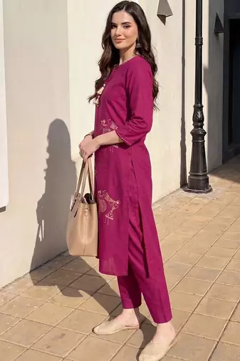women ethnic motifs printed regular cotton kurta with trousers