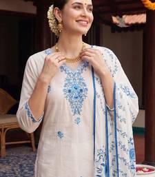 women floral embroidered regular thread work cotton kurta with trousers & with dupatta