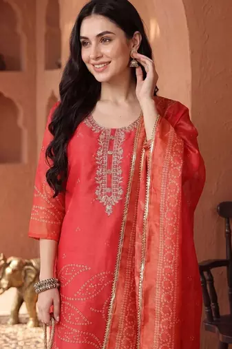 women ethnic motifs embroidered regular thread work kurta with trousers & with dupatta