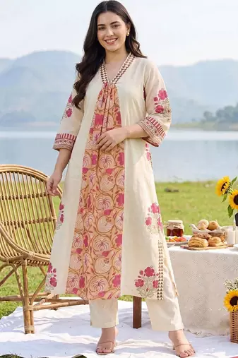 women floral printed regular cotton kurta with trousers & with dupatta
