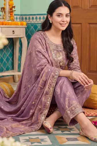 women ethnic motifs regular kurta with trousers & with dupatta