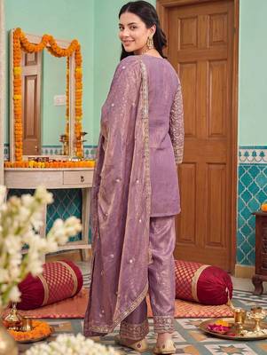 women ethnic motifs regular kurta with trousers & with dupatta 5