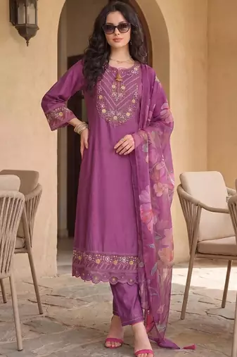 women ethnic motifs embroidered regular thread work kurta with trousers & with dupatta