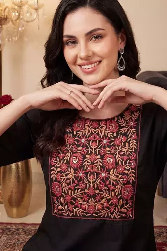 women ethnic motifs embroidered regular thread work kurta with trousers & with dupatta