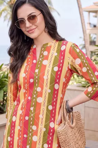 women printed regular cotton kurta with palazzos