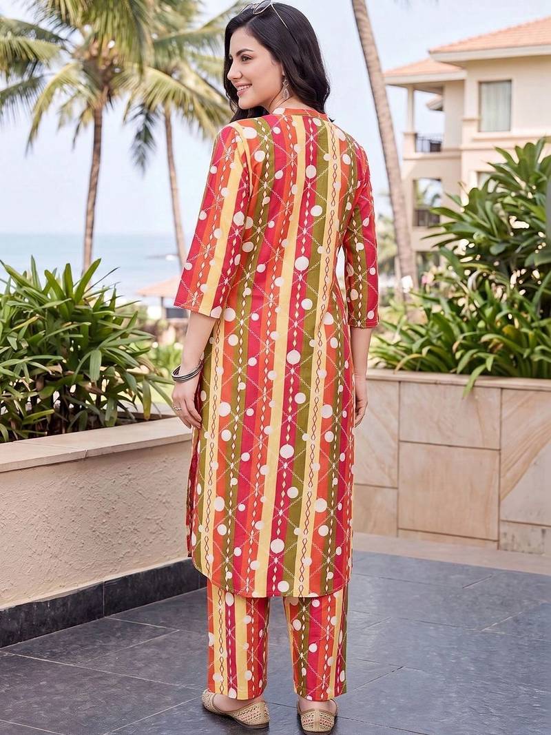 women printed regular cotton kurta with palazzos