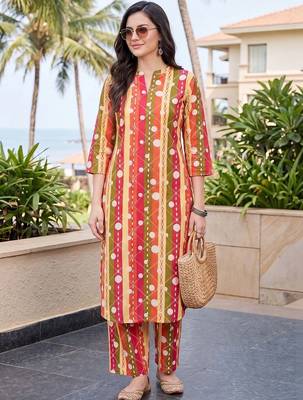 women printed regular cotton kurta with palazzos 6