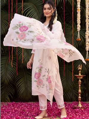 women floral embroidered regular thread work kurta with trousers & with dupatta 1