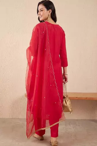 women ethnic motifs embroidered regular thread work liva kurta with trousers & with dupatta