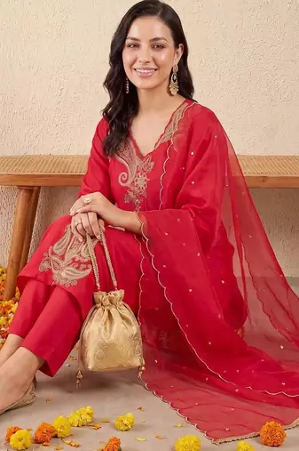 women ethnic motifs embroidered regular thread work liva kurta with trousers & with dupatta