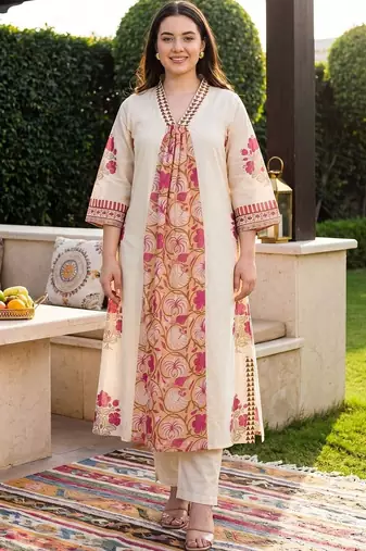 women floral printed regular cotton kurta with trousers