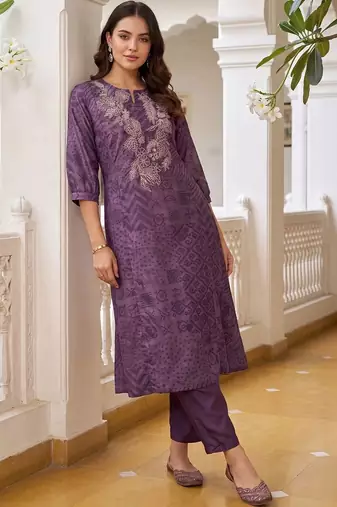 women ethnic motifs printed regular thread work kurta with trousers