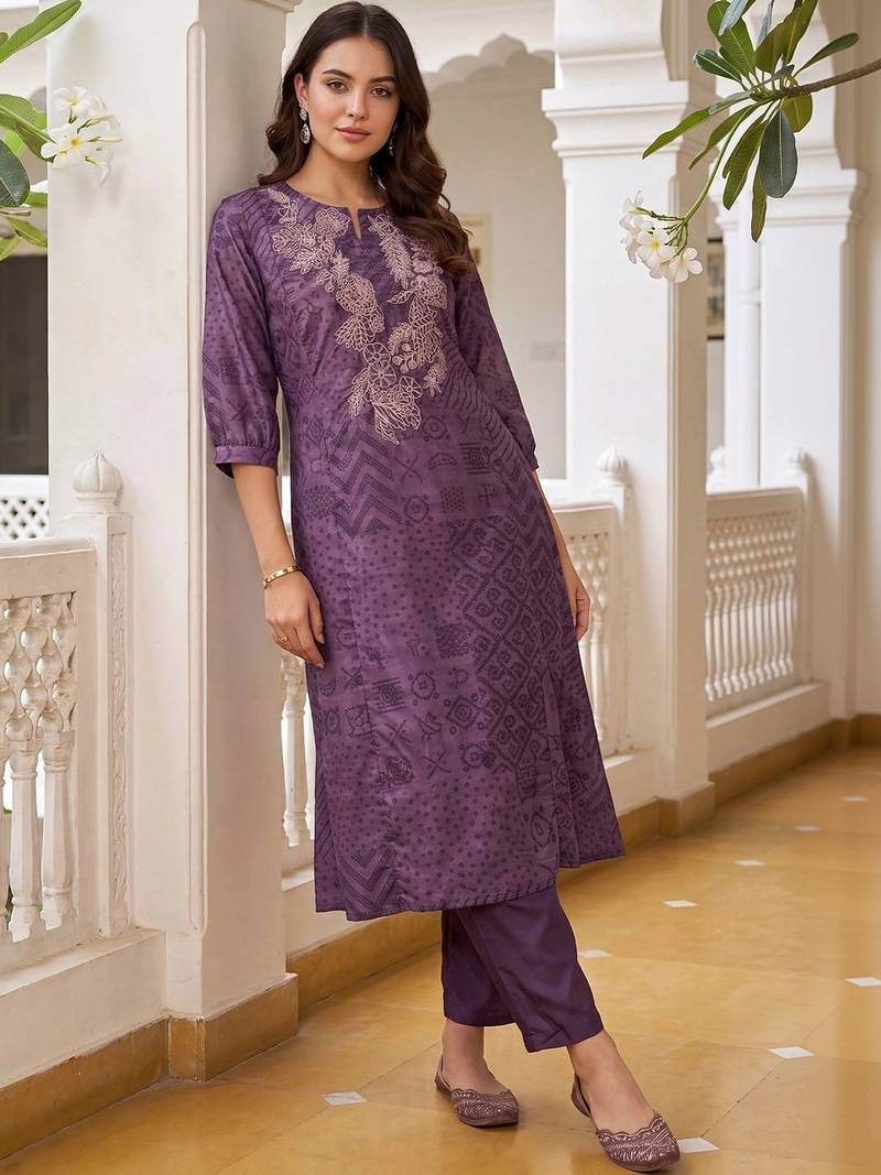 women ethnic motifs printed regular thread work kurta with trousers