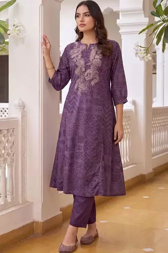 women ethnic motifs printed regular thread work kurta with trousers