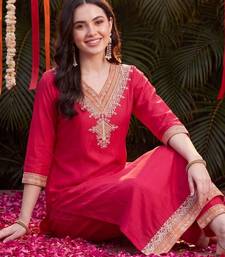 women ethnic motifs embroidered regular thread work kurta with trousers