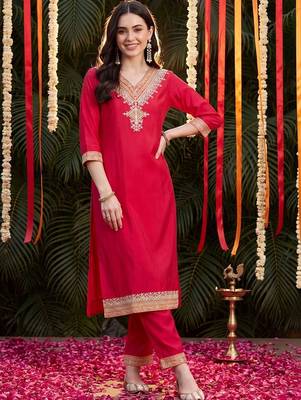 women ethnic motifs embroidered regular thread work kurta with trousers 6
