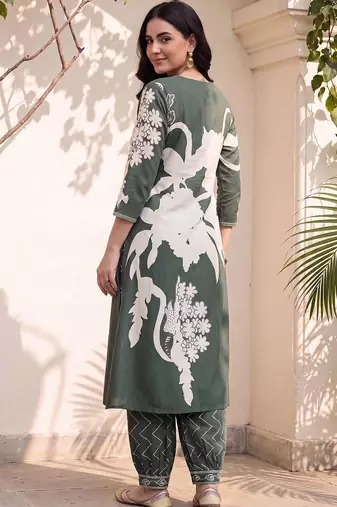 women floral printed regular kurta with trousers