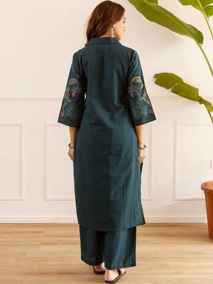women ethnic motifs embroidered regular thread work kurta with palazzos 5