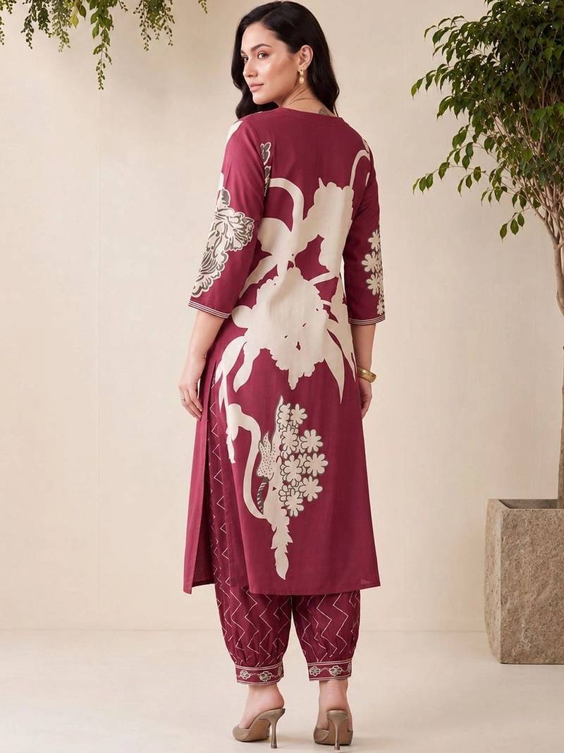 women floral printed regular kurta with patiala