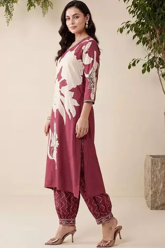 women floral printed regular kurta with patiala