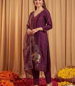 women ethnic motifs embroidered regular kurta with trousers & with dupatta