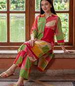 women printed regular cotton kurta with trousers