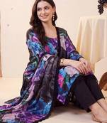 women floral printed regular kurta with trousers & with dupatta
