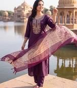 women ethnic motifs embroidered regular thread work kurta with trousers & with dupatta