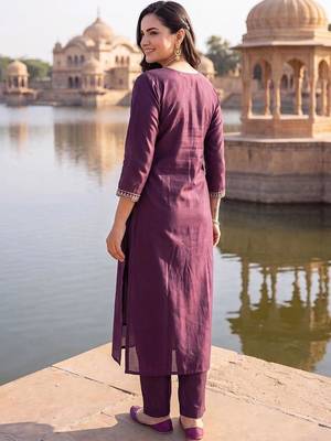 women ethnic motifs embroidered regular thread work kurta with trousers & with dupatta 6