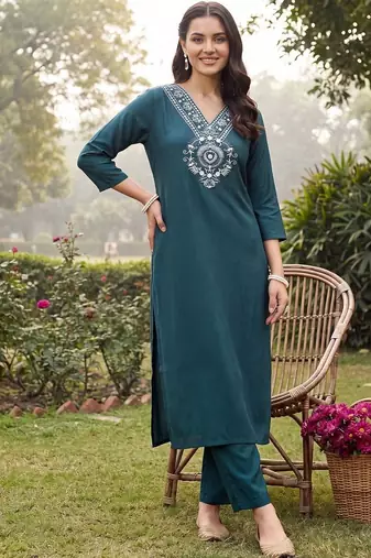 women ethnic motifs embroidered regular thread work kurta with trousers