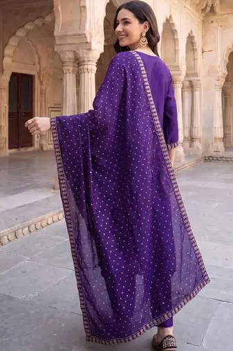 women regular thread work kurta with trousers & with dupatta