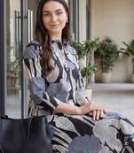 women floral printed regular cotton kurta with trousers