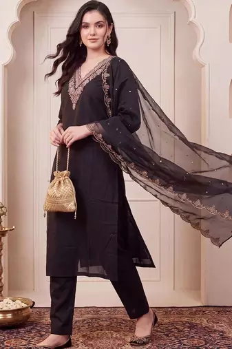 women ethnic motifs embroidered regular thread work kurta with trousers & with dupatta