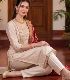 women ethnic motifs embroidered regular kurta with trousers & with dupatta