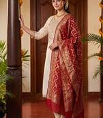 women ethnic motifs embroidered regular kurta with trousers & with dupatta