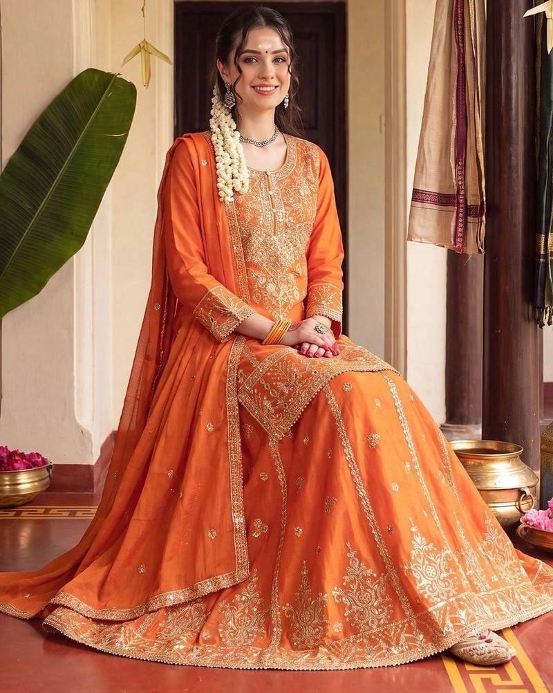 women ethnic motifs embroidered regular kurta with sharara & with dupatta
