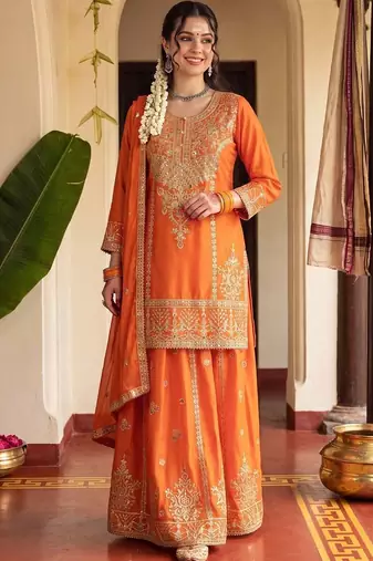 women ethnic motifs embroidered regular kurta with sharara & with dupatta