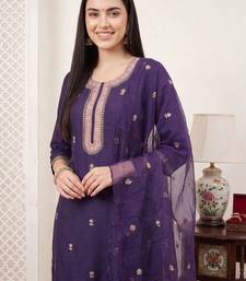 women ethnic motifs embroidered regular thread work kurta with trousers & with dupatta
