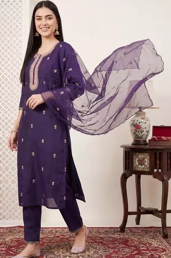 women ethnic motifs embroidered regular thread work kurta with trousers & with dupatta
