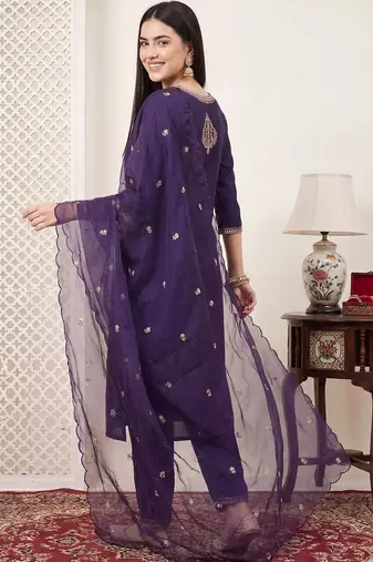 women ethnic motifs embroidered regular thread work kurta with trousers & with dupatta