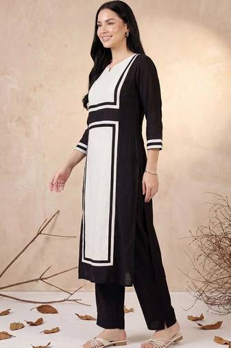 women colourblocked regular chanderi silk kurta with trousers