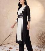 women colourblocked regular chanderi silk kurta with trousers