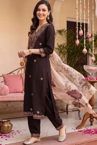 women ethnic motifs embroidered regular thread work kurta with trousers & with dupatta