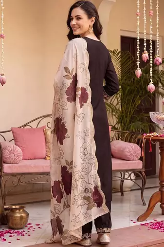women ethnic motifs embroidered regular thread work kurta with trousers & with dupatta