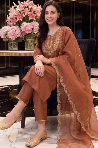 women ethnic motifs embroidered regular thread work liva kurta with trousers & with dupatta
