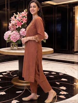 women ethnic motifs embroidered regular thread work liva kurta with trousers & with dupatta 4